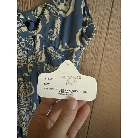 NWT Angie Floral Blue Ivory Keyhole Peek A Boo Tiered Maxi Dress Size Large Boho - Picture 4 of 7